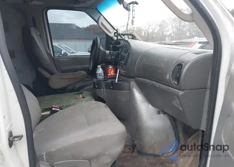 2007 Ford E-250 Commercial/Recreational z USA, uszkodzony, nr VIN 1FTNE24W47DA49089